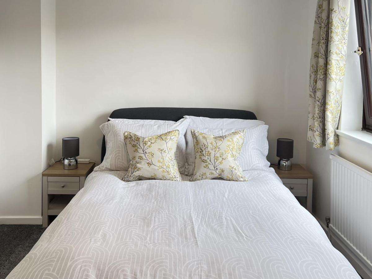 Modern 2 Bed Townhouse Just Outside City Walls With Free Private Parking York Kültér fotó